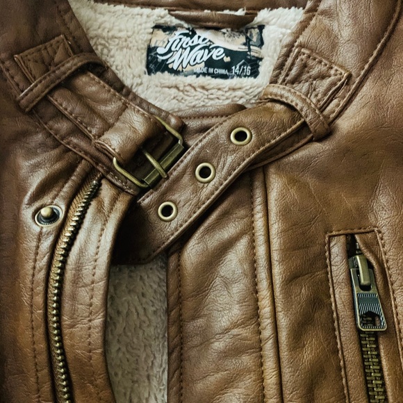 NWOT. First Wave fur lined boys coat - Picture 2 of 4